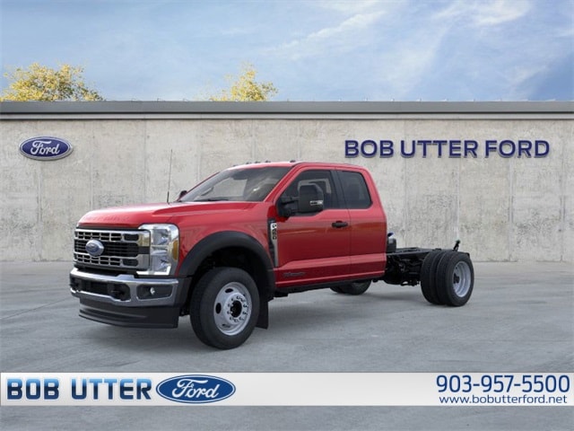 2026 Ford F-450 Super Duty Chassis Cab XLT's photo