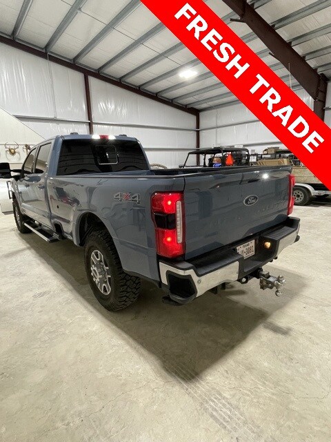 2023 Ford F-350 photo 4