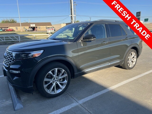 2023 Ford Explorer Platinum photo 3