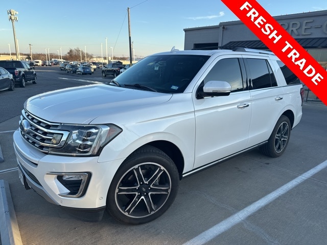 2019 Ford Expedition Limited's photo