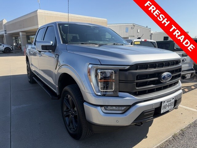 2023 Ford F-150 Lariat photo 2