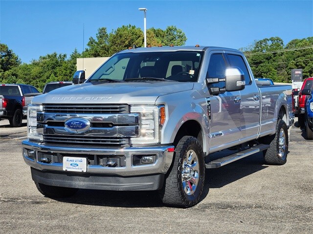 2019 Ford F-350 photo 2