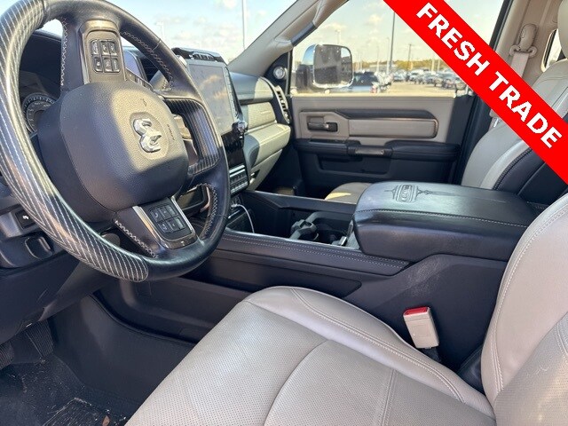2022 Ram 2500 Limited photo 2