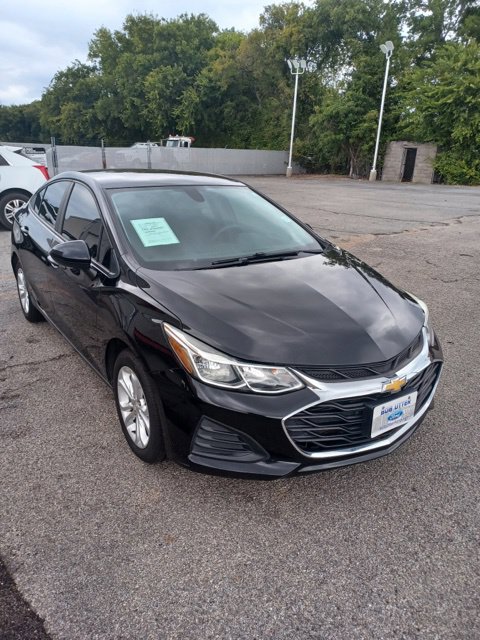 Used 2019 Chevrolet Cruze LS with VIN 1G1BC5SM6K7128713 for sale in Sherman, TX