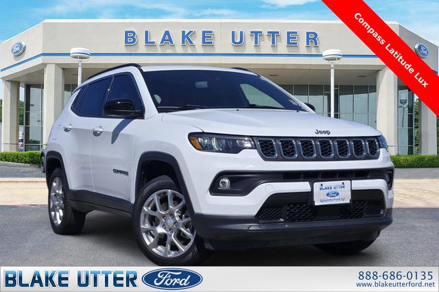 2024 Jeep Compass Latitude Lux