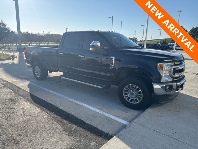 2022 Ford F-350 photo 2