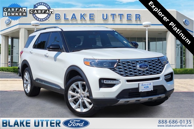 2022 Ford Explorer Platinum's photo