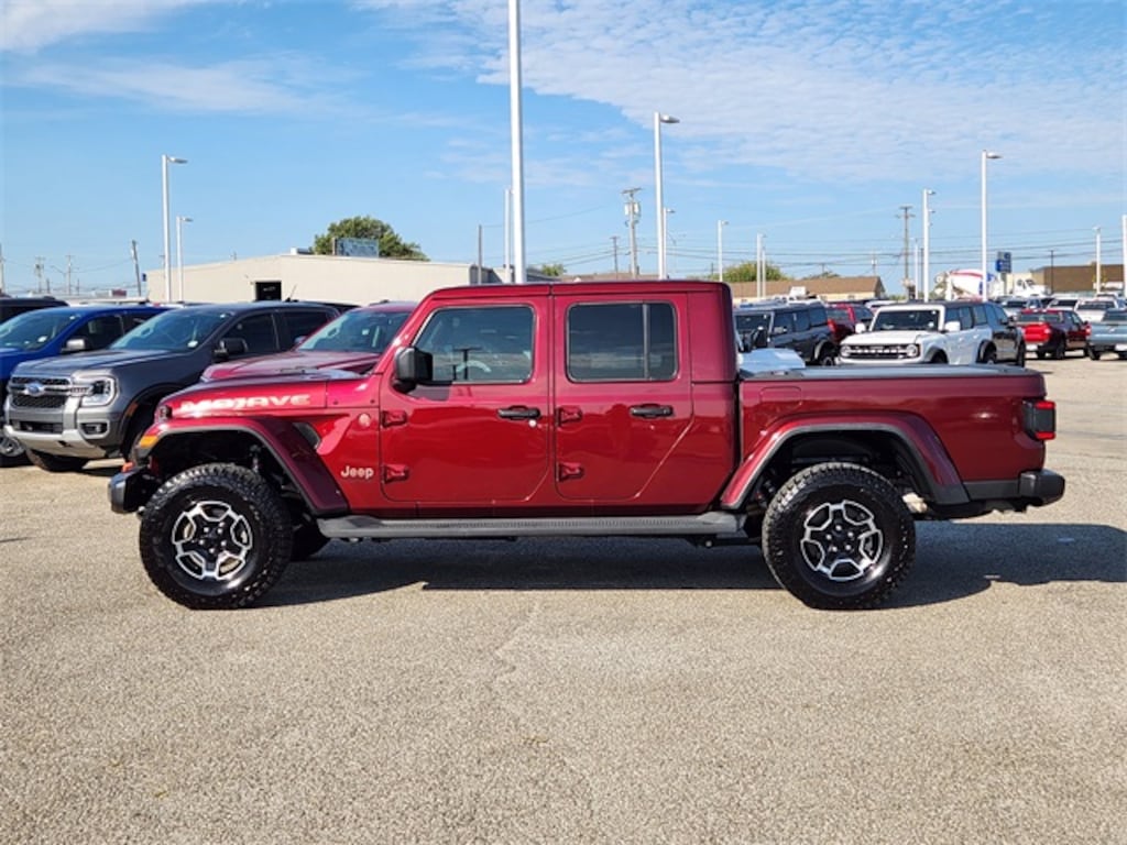 Used 2021 Jeep Gladiator Mojave Truck Crew Cab