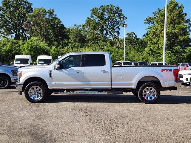 2019 Ford F-350 photo 3