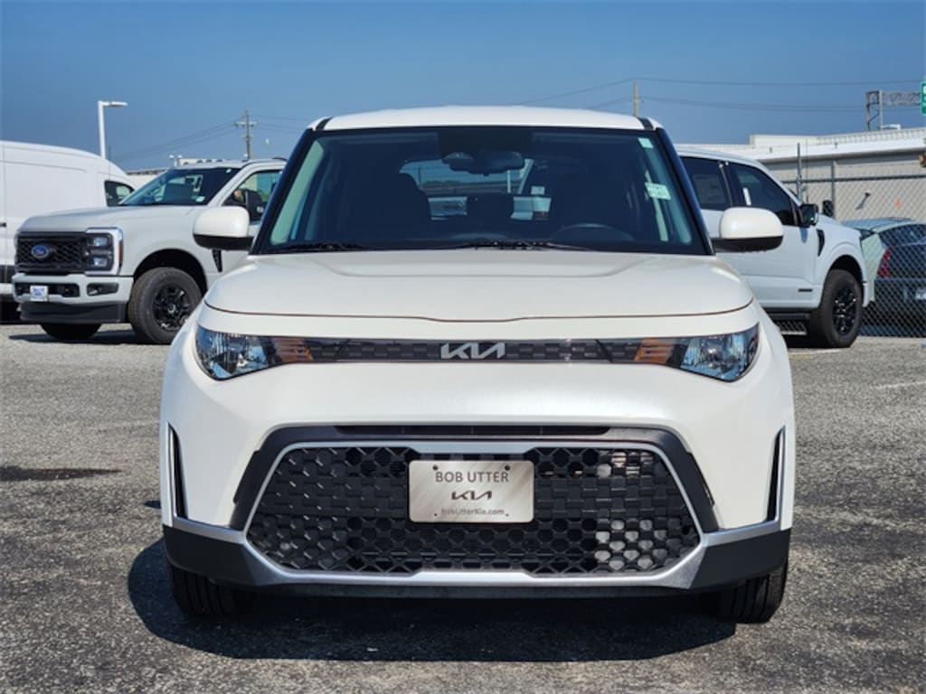 Used 2023 Kia Soul S Hatchback