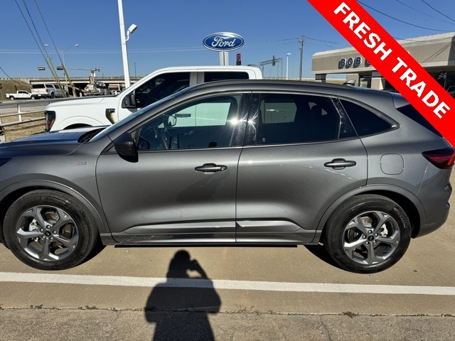 2023 Ford Escape ST-Line's photo