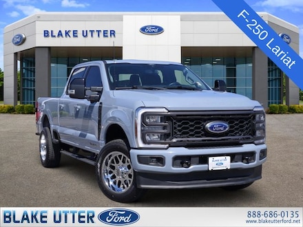 2024 Ford F-250SD Lariat Truck Crew Cab