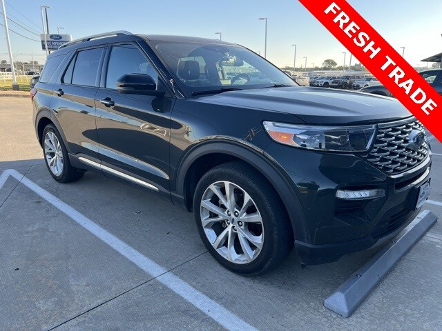 2023 Ford Explorer Platinum photo 2