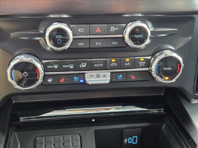 2026 Ford F-250 Super Duty Lariat - Photo 13