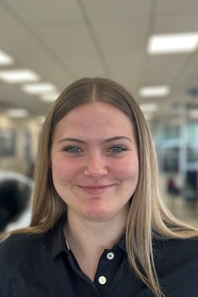 Staff member Skylar Boren from f95026d11f85