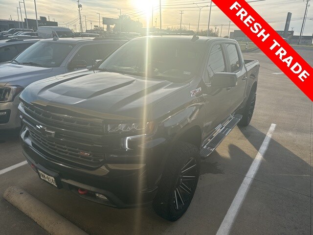 2019 Chevrolet Silverado 1500 LT Trail Boss photo 2