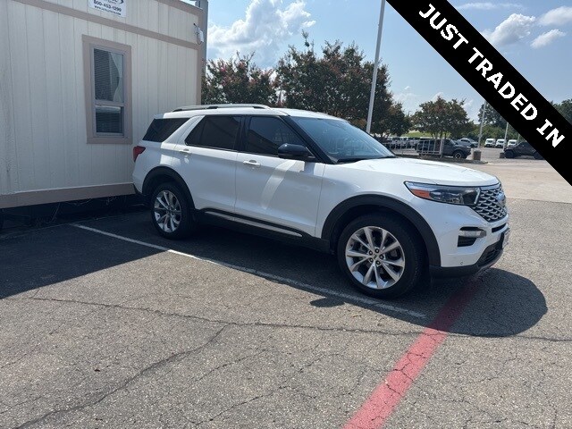 2022 Ford Explorer Platinum photo 3