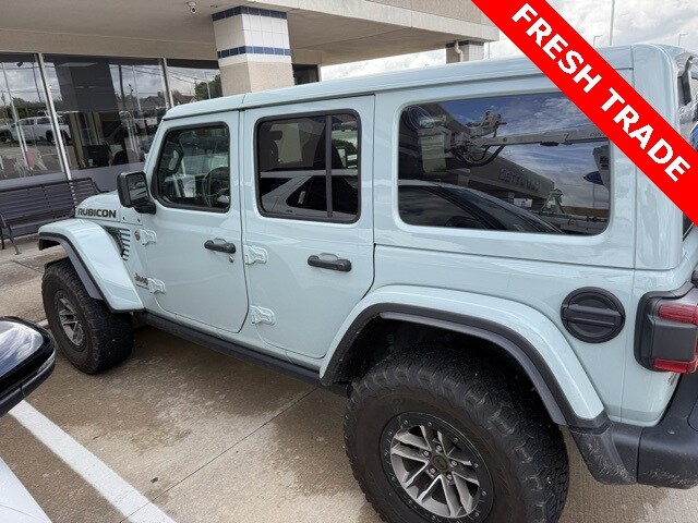 2024 Jeep Wrangler Rubicon 392 photo 3