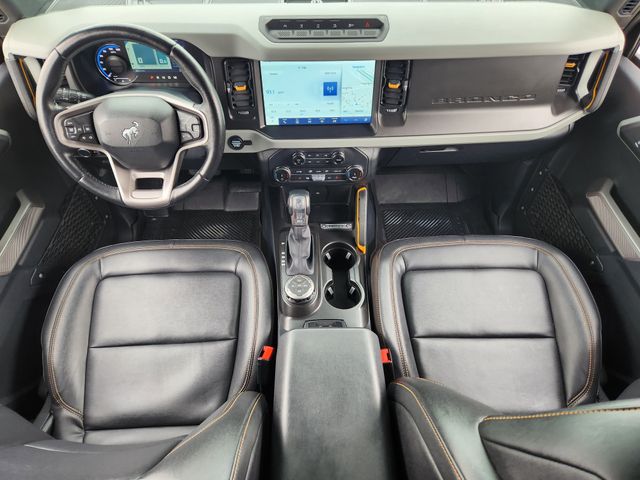 View 25