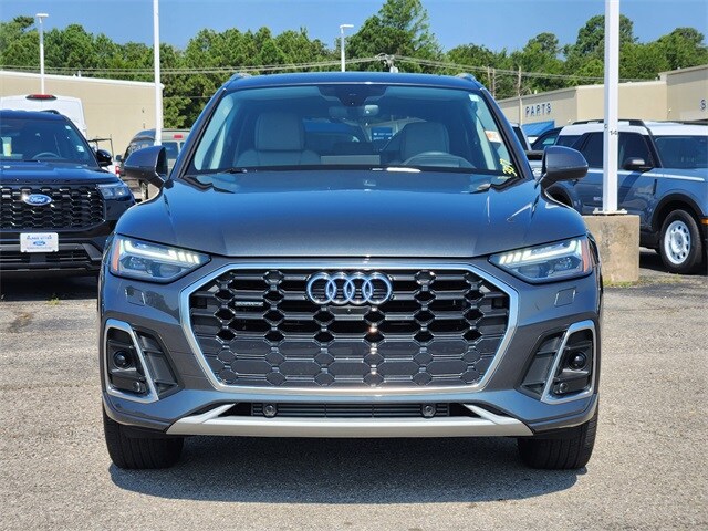 2024 Audi Q5 45 S line Prestige photo 2