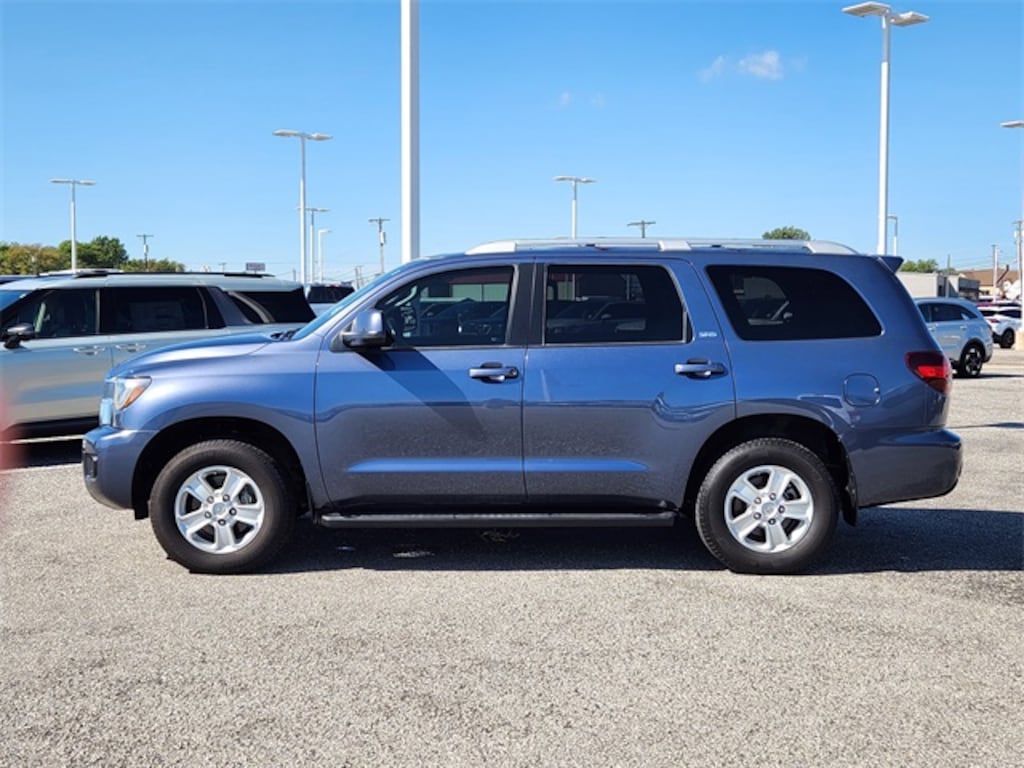 Used 2018 Toyota Sequoia SR5 SUV