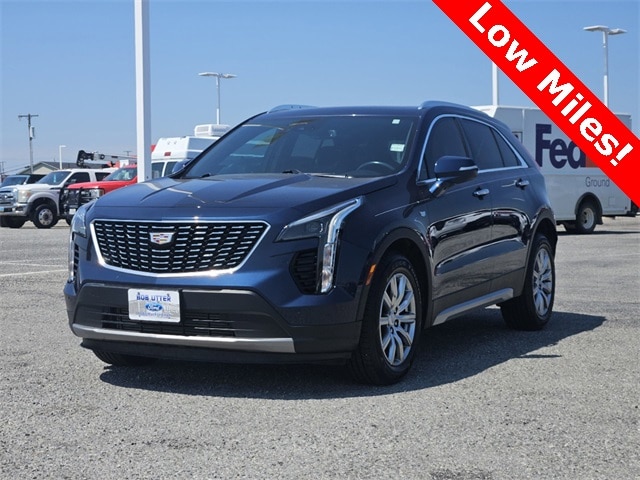 Used 2021 Cadillac XT4 Premium Luxury with VIN 1GYFZCR4XMF080606 for sale in Sherman, TX