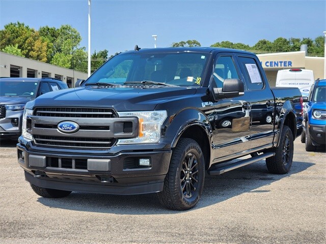 2020 Ford F-150 XLT photo 2