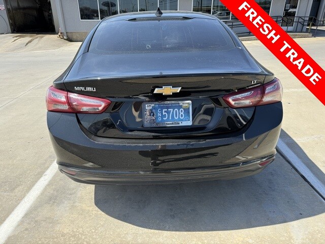 2022 Chevrolet Malibu 1LT photo 4