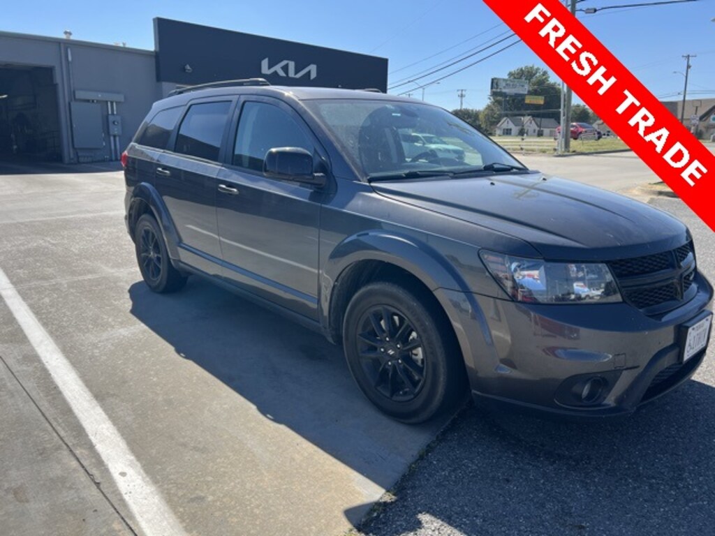 Used 2019 Dodge Journey SE SUV