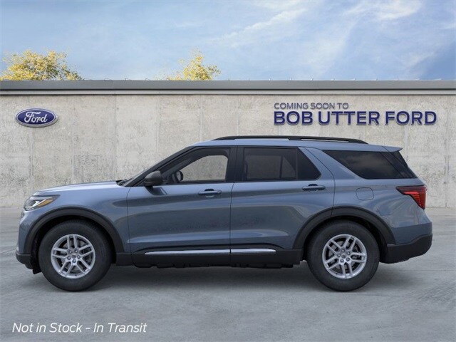 2025 Ford Explorer photo 3