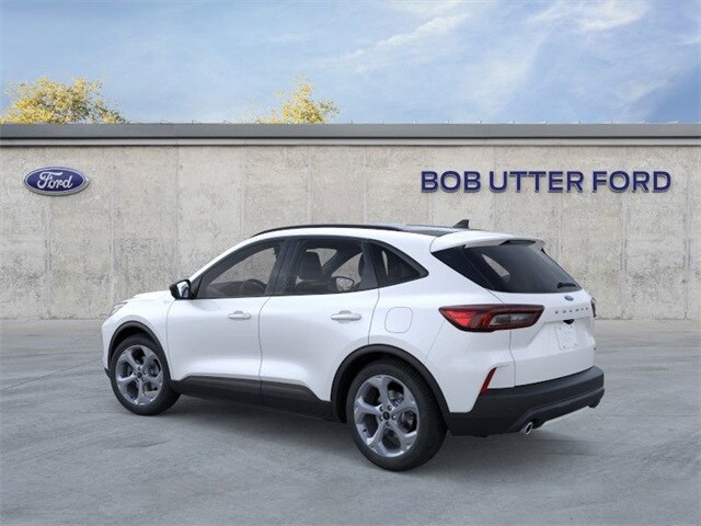2025 Ford Escape ST-Line photo 4