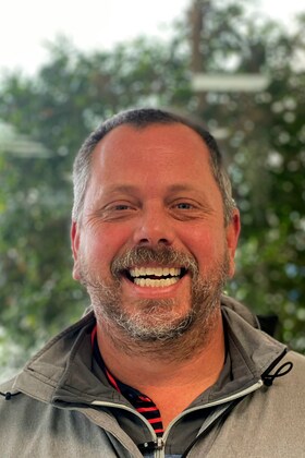 Staff member Tommy Ellis from f95026d11f85