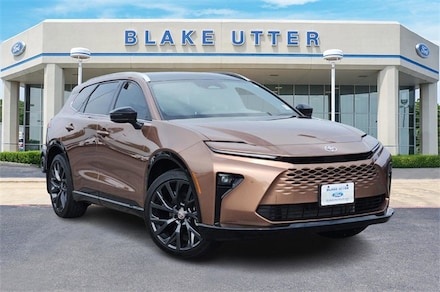 2025 Toyota Crown Signia Limited SUV