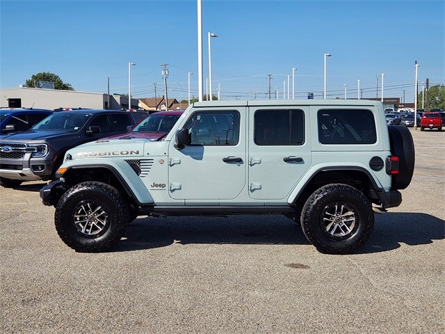 2024 Jeep Wrangler Rubicon 392 photo 3