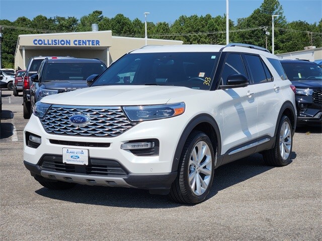 2022 Ford Explorer Platinum photo 2