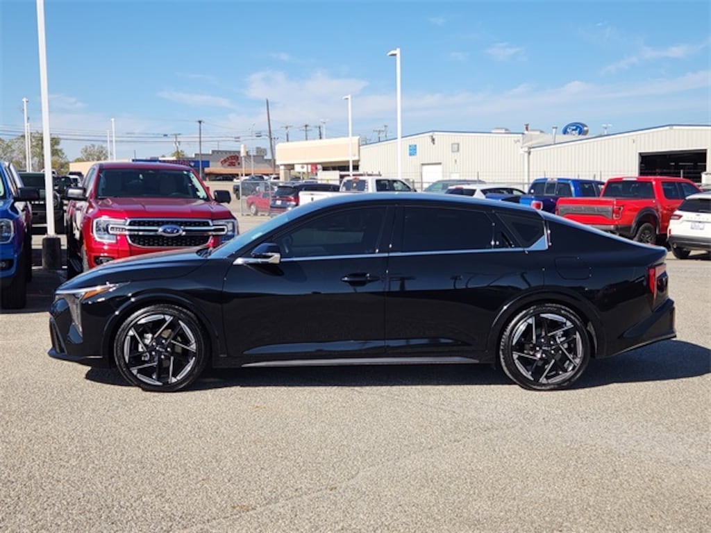 Used 2025 Kia K4 GT-Line Sedan