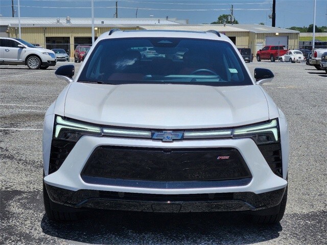 Used 2024 Chevrolet Blazer EV RS with VIN 3GNKDHRK6RS203729 for sale in Sherman, TX