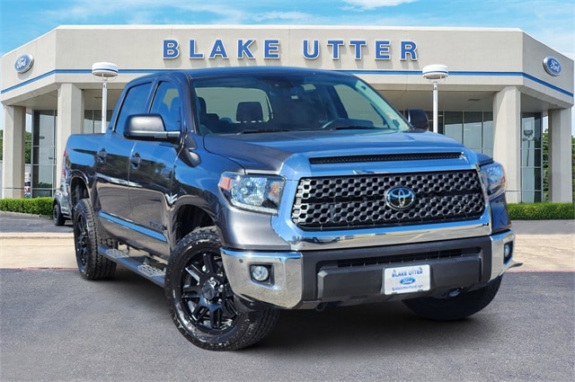 2021 Toyota Tundra SR5's photo