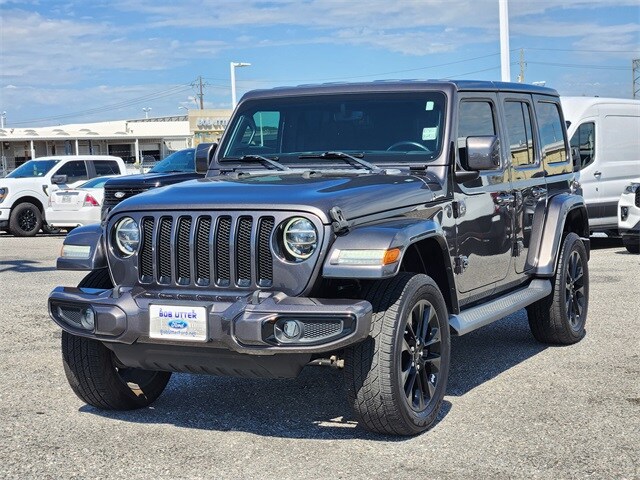 2021 Jeep Wrangler Unlimited Sahara High Altitude photo 3