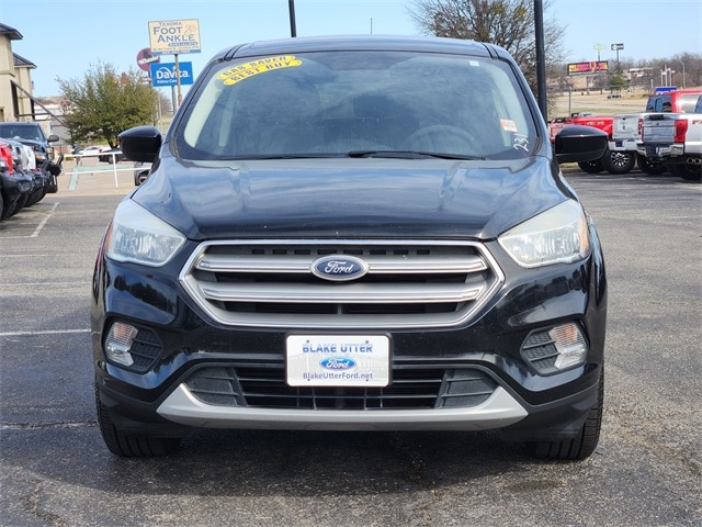 Used 2017 Ford Escape SE with VIN 1FMCU0GD4HUD40651 for sale in Sherman, TX