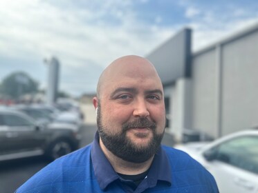 Staff member Michael Bradbury from ID_257f9ee0fd96