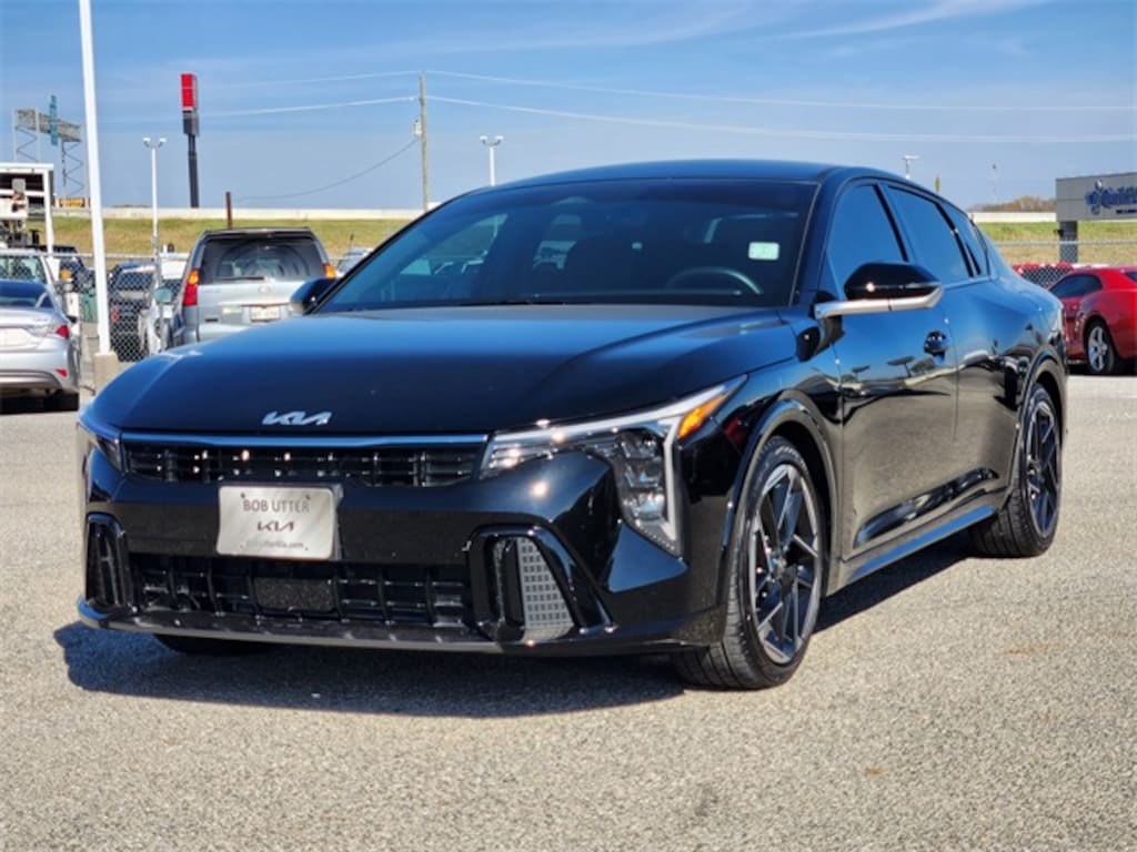 Used 2025 Kia K4 GT-Line Sedan