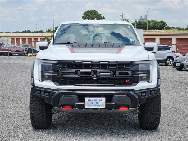 2024 Ford F-150 Raptor photo 2