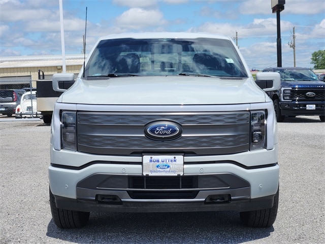 Used 2023 Ford F-150 Lightning Lariat with VIN 1FTVW1EL9PWG06031 for sale in Sherman, TX