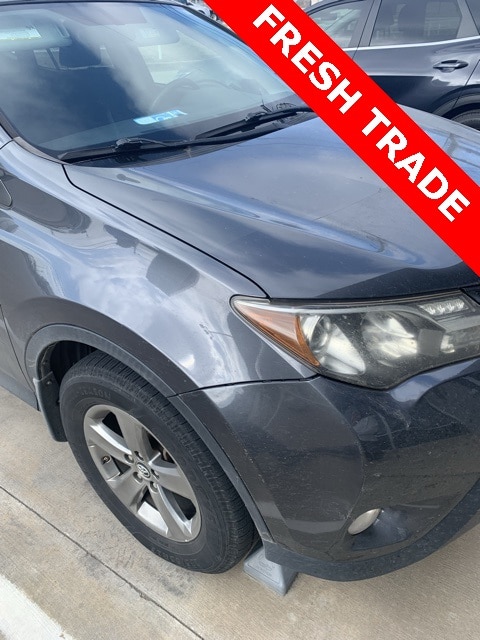 2015 Toyota RAV4 XLE's photo