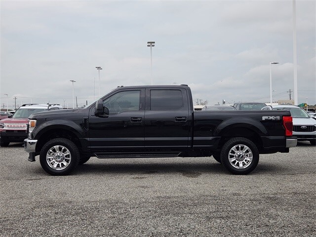 2021 Ford F-250 Lariat photo 2