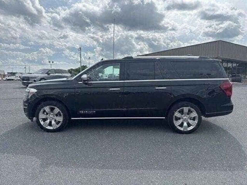 Used 2024 Ford Expedition Max Platinum SUV