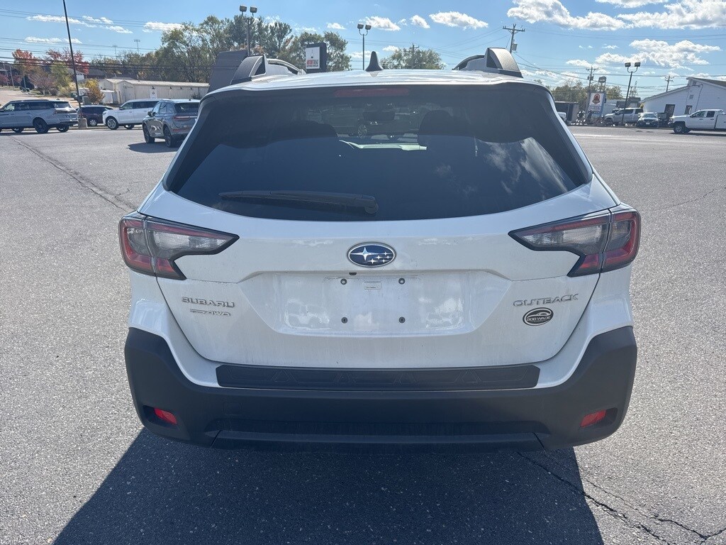 2025 Subaru Outback Premium photo 4