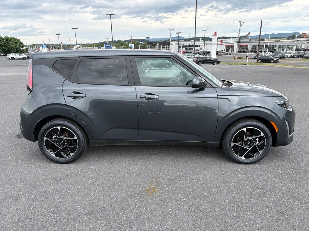 2024 Kia Soul EX - Photo 6