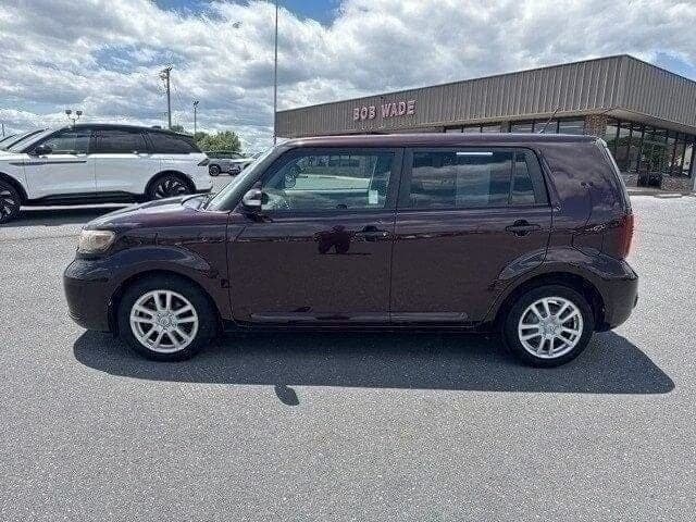 Used 2008 Scion xB Base with VIN JTLKE50E881035799 for sale in Harrisonburg, VA